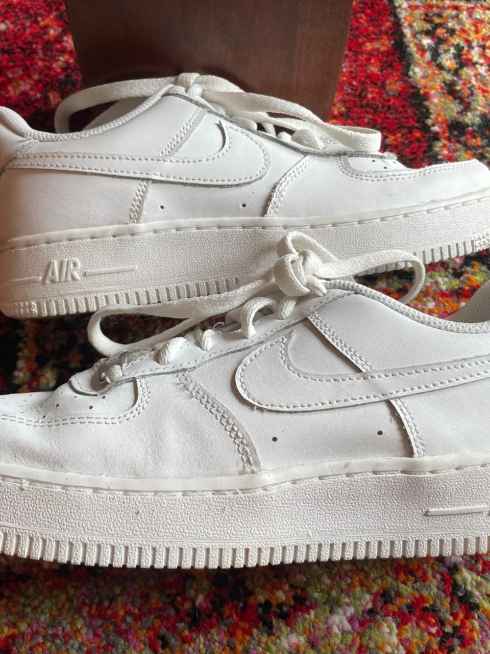 Youth Nike Air Force 1 Sneakers EXCELLENT condition